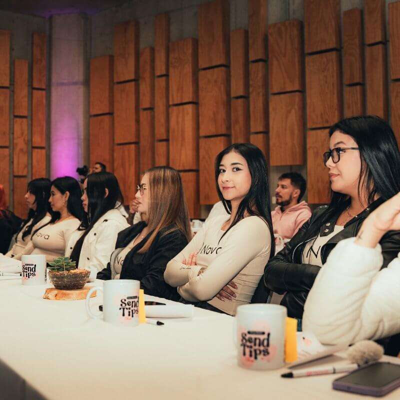 Formación profesional para creadoras en Nova